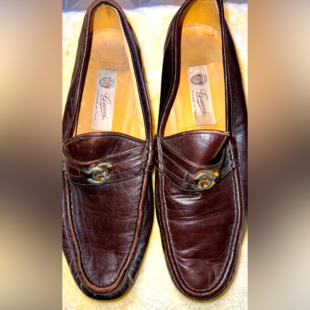 Authentic vintage men’s Gucci loafers size 9.5